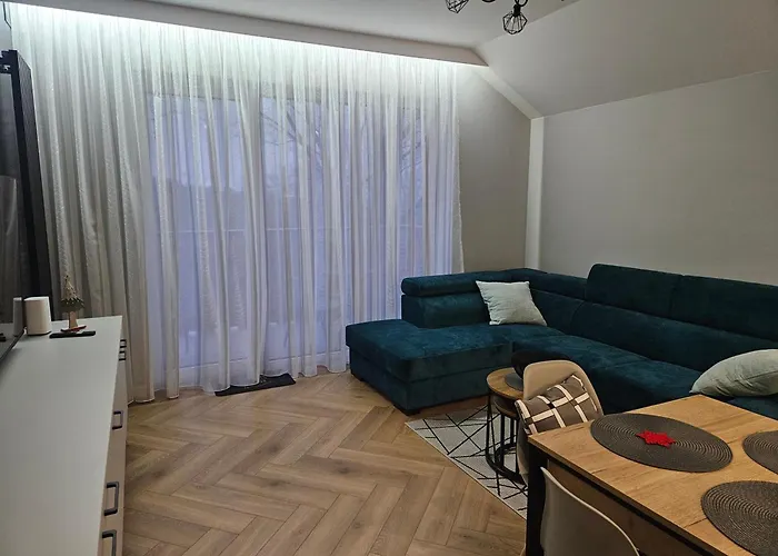 Lesna Hania Apartment *